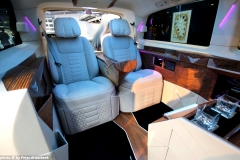 Mercedes-Benz Viano V Diamond by Dizayn VIP rear seats