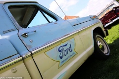 Ford F-100 Custom Cab